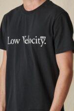 Globe Brand negro camiseta lv 68L0T301 ropa - Image 2